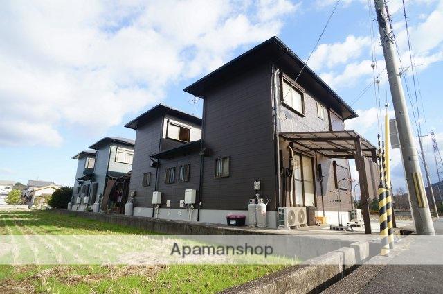 森本テラスハウス