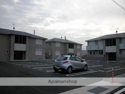 和歌山県紀の川市尾崎の建物