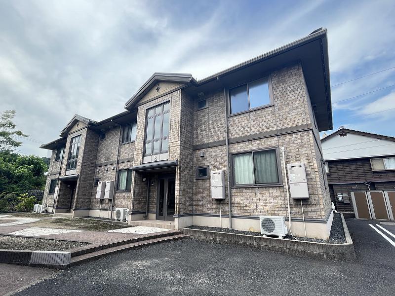 サリューダムールB