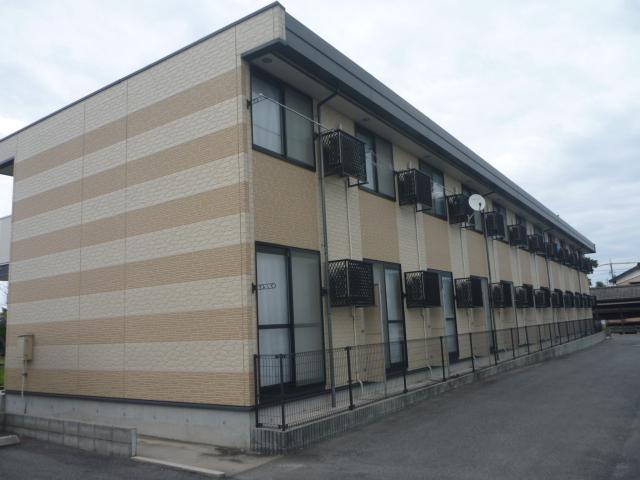 レオパレスラーク