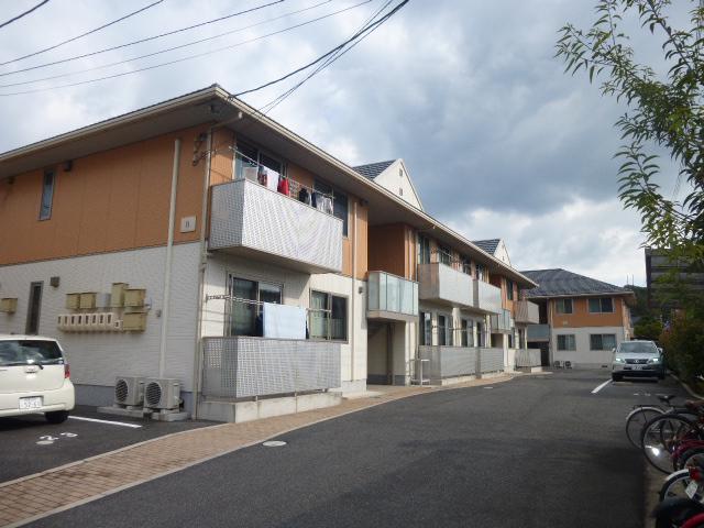 グランマスト春日 B棟