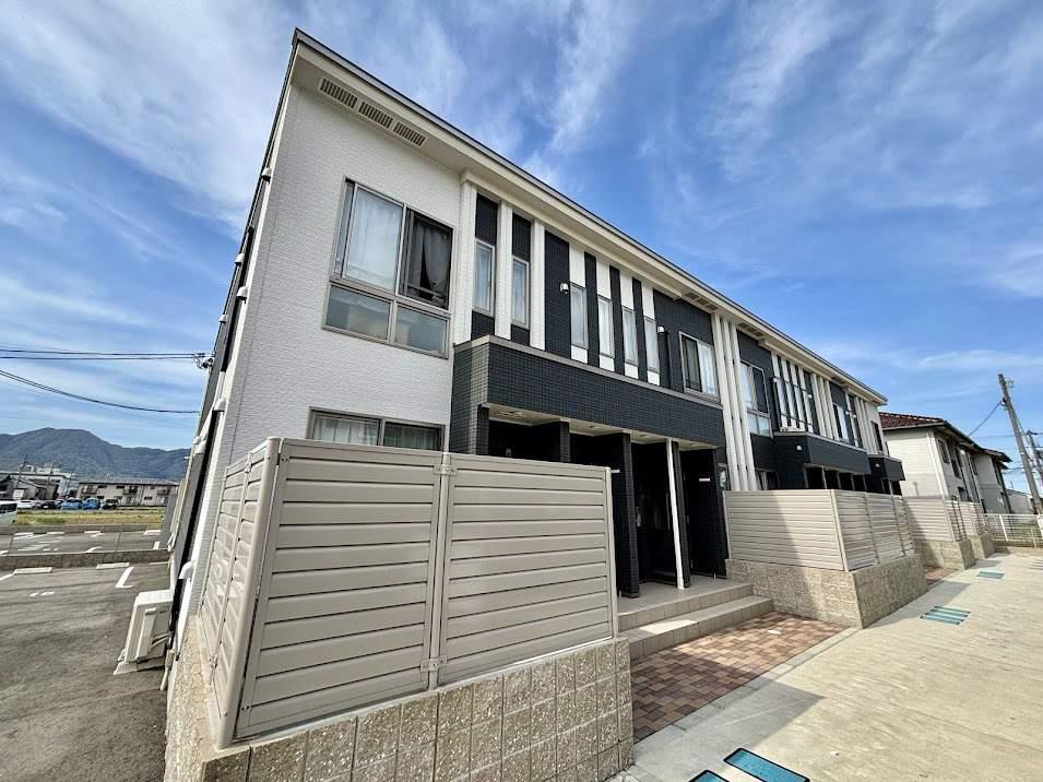 島根県出雲市小山町の建物