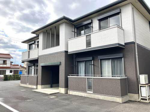 メゾンジュン B