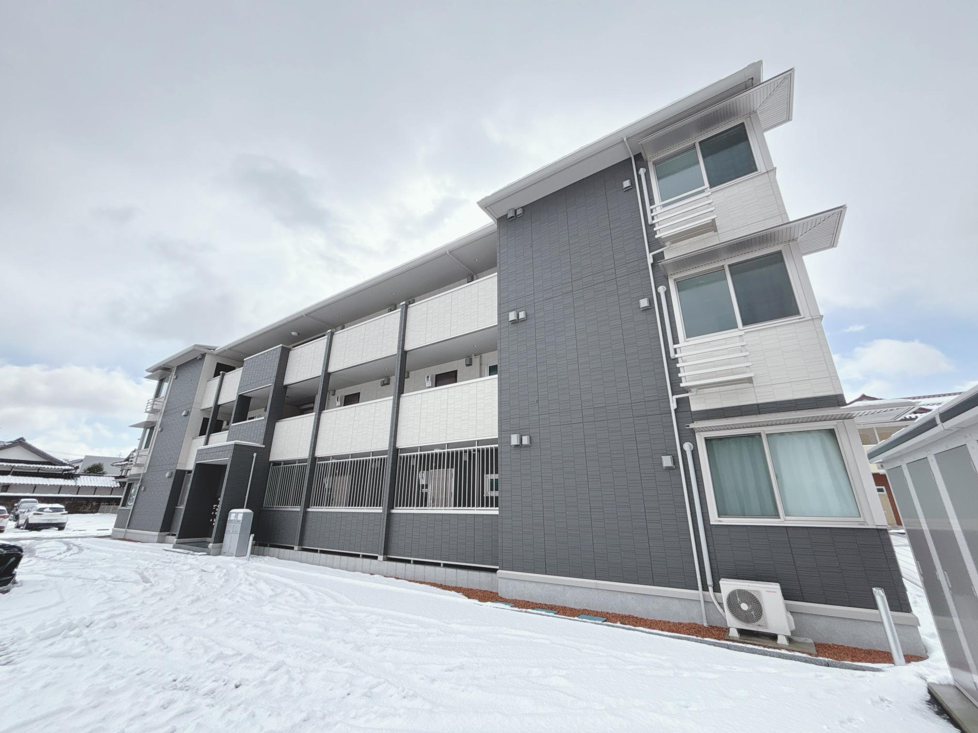 カーサ・エテルノ西津田A