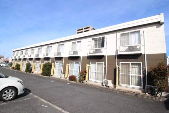 レオパレスアムール