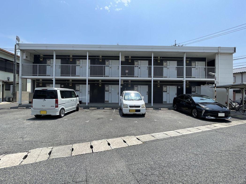 レオパレスラ・ホーレ