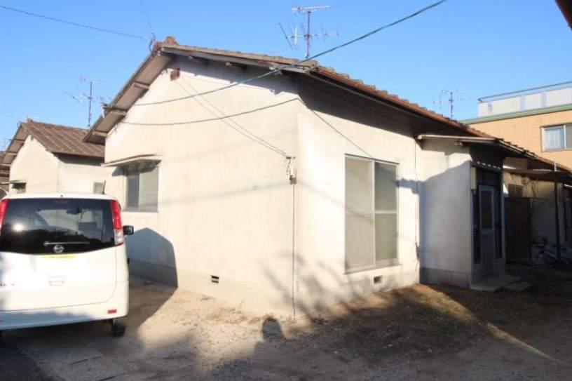 岡山県岡山市南区福富中2丁目の戸建賃貸