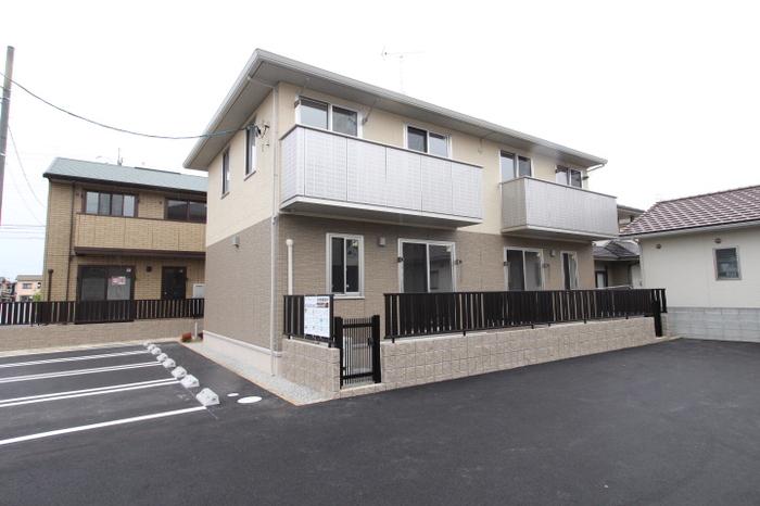 サン　ビレッジ福成　Ｃ棟