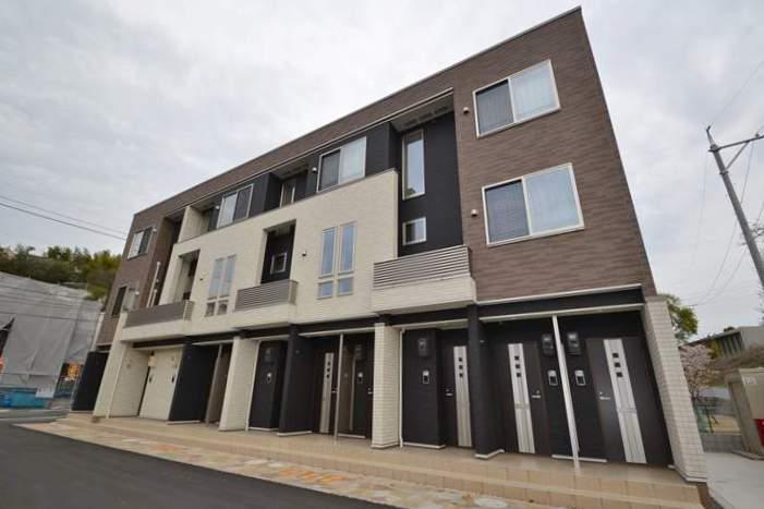 イースト ヒルズ