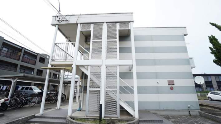 レオパレスアムール2