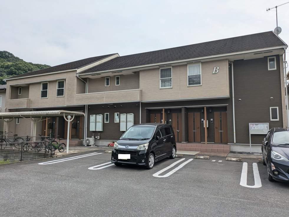 パラッツオ・クォーレB棟(2LDK/2階)