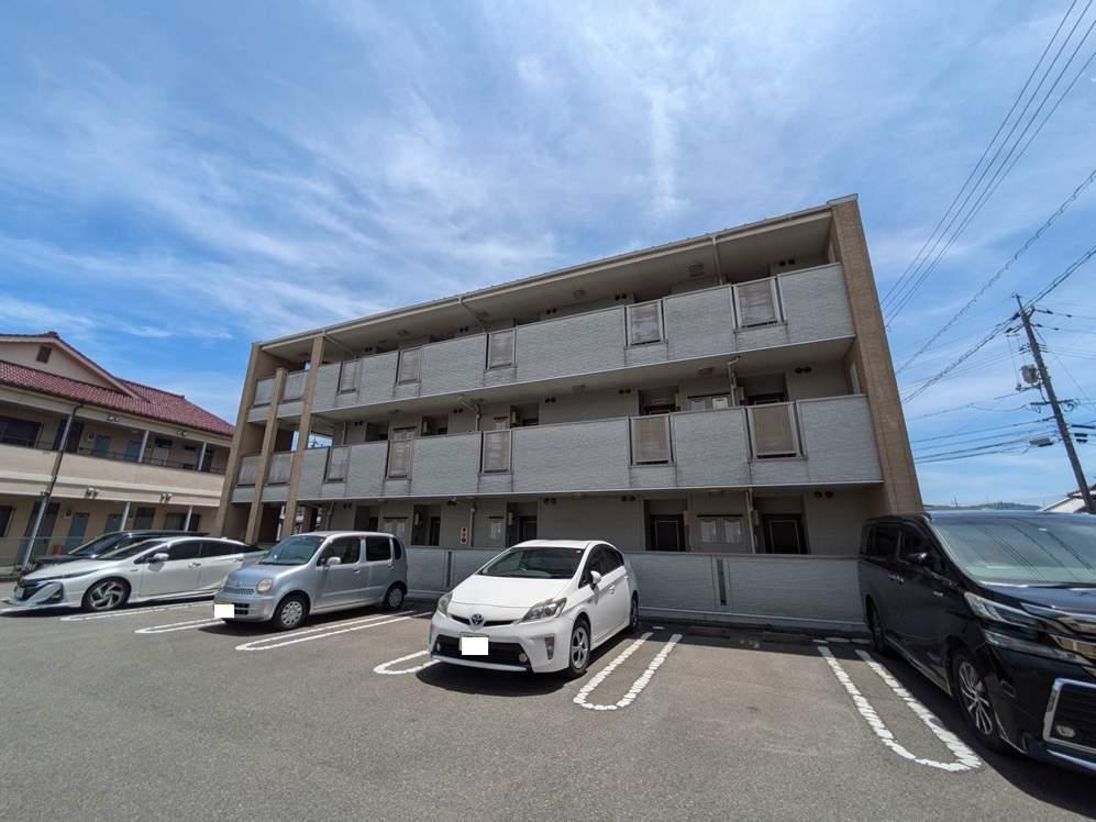 サン・スプリングメゾンA棟