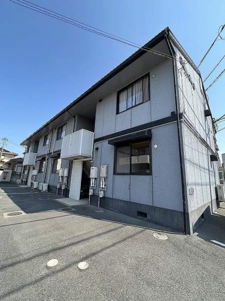 ハッピー・ユー B(2DK/2階)