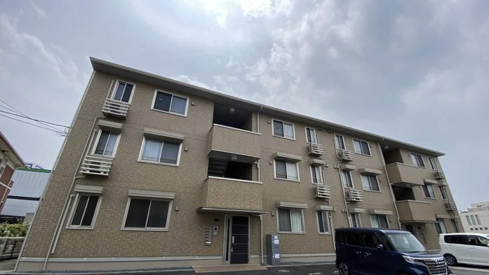 リバーパレスB棟