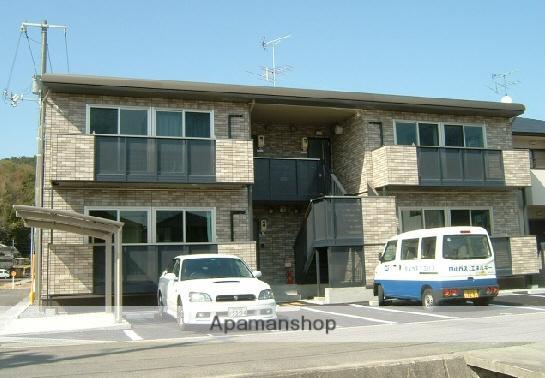 ファミーユ E棟