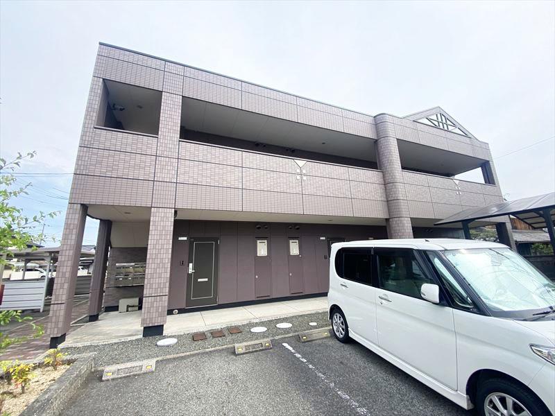 フルハウス西阿知