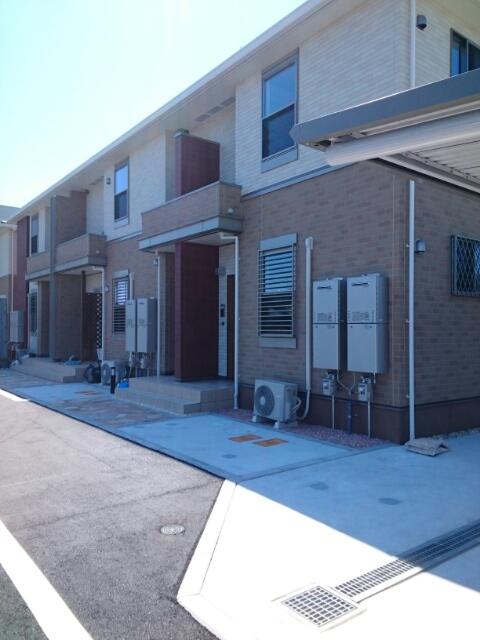 サンシャインハウスⅣ B棟