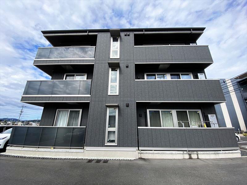 山陽本線 倉敷駅 徒歩7分 3階建 築4年