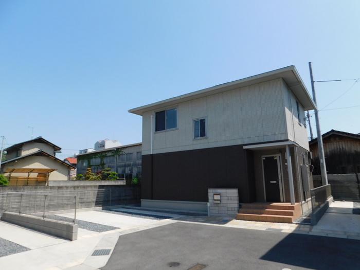 岡山県倉敷市 2階建 築11年