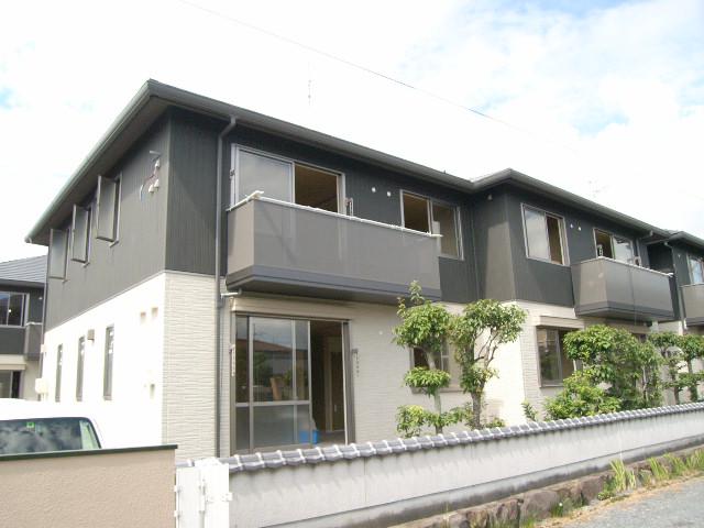 ブランドール山崎 弐番館