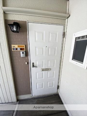 マンション西岡B棟