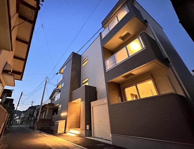 REGALEST 学南町