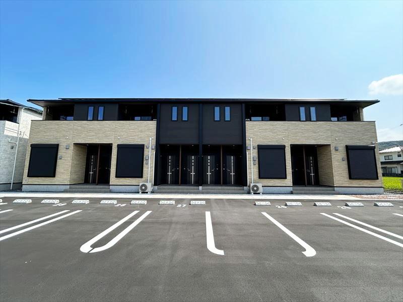 岡山県井原市木之子町の建物