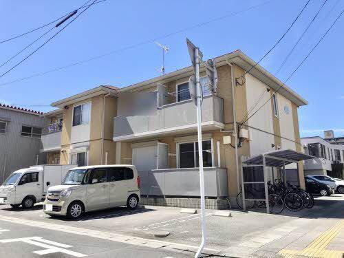 ラ・パルテール新屋敷 1