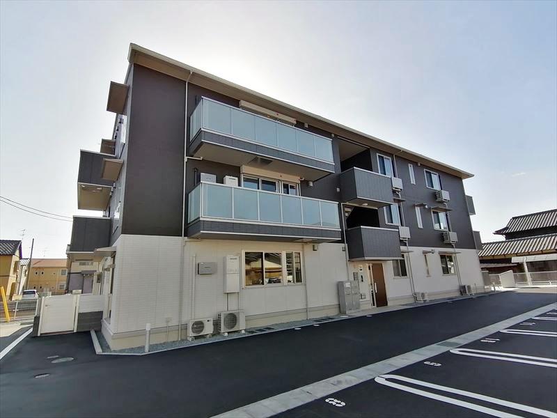 HOPE LODGE J(2LDK/1階)