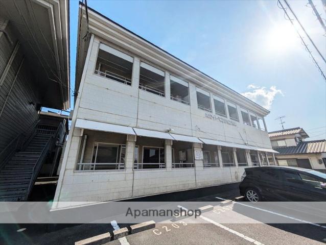 ホワイトマンション吉岡C棟