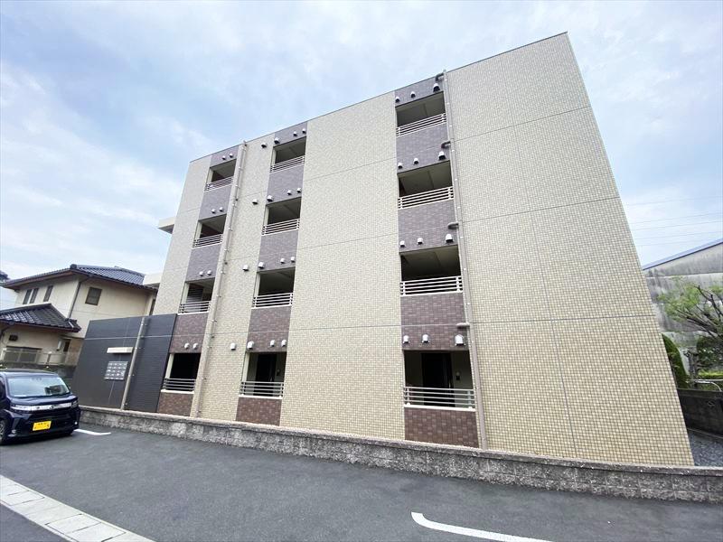 山陽本線 倉敷駅 徒歩15分 4階建 築10年