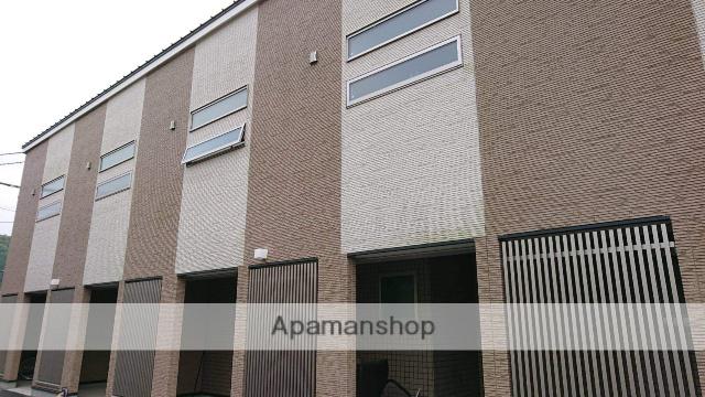 ラヴィーヌ三入B棟