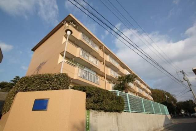 山根マンション