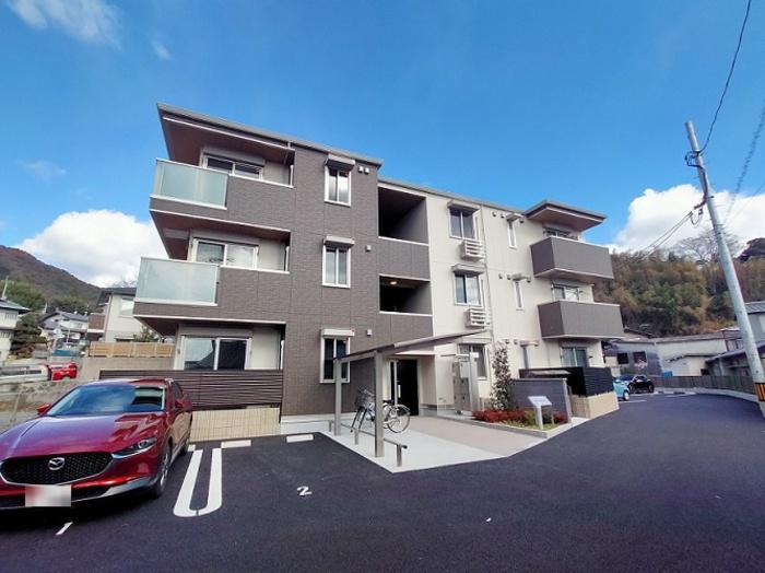 ルミエール船越