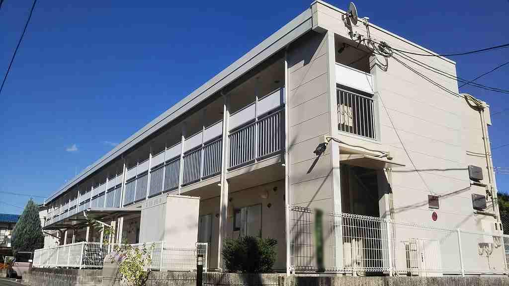 レオパレスFLORAⅢ