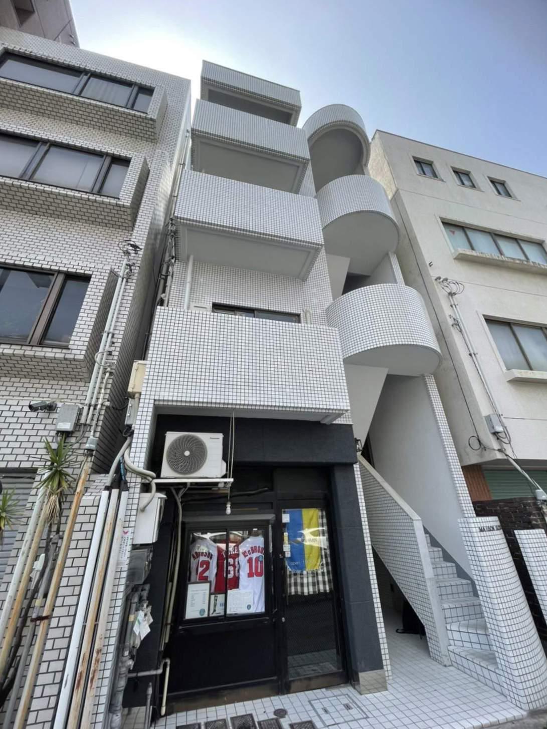 D-RESOOT.イースト