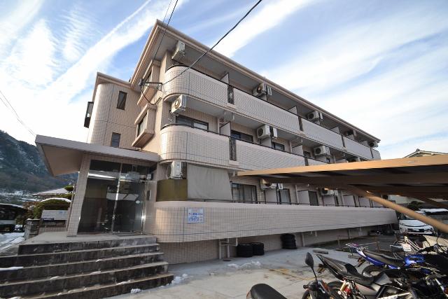 PETIT PAS可部(1K/2階)