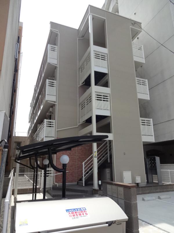 レオネクストラフェリア