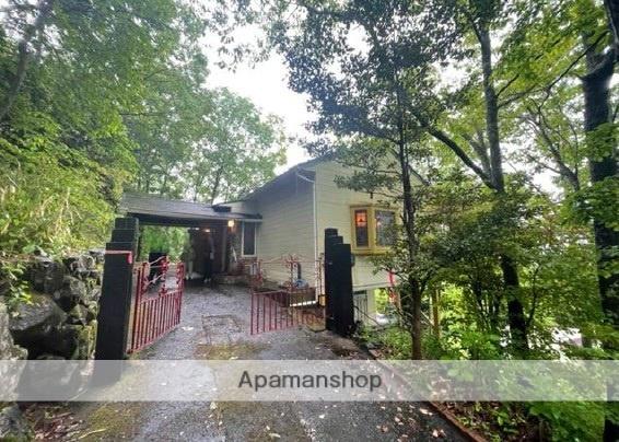 広島県神石郡神石高原町  築36年