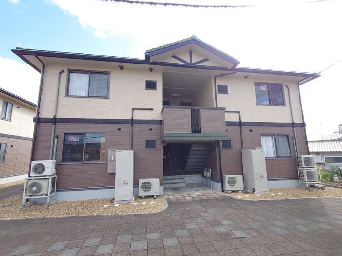 セジュール新市B棟