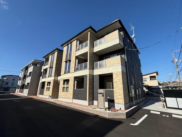 カーサ・ソレイユ B