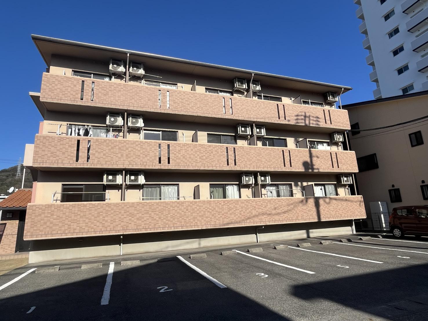 ピンフィール一番館