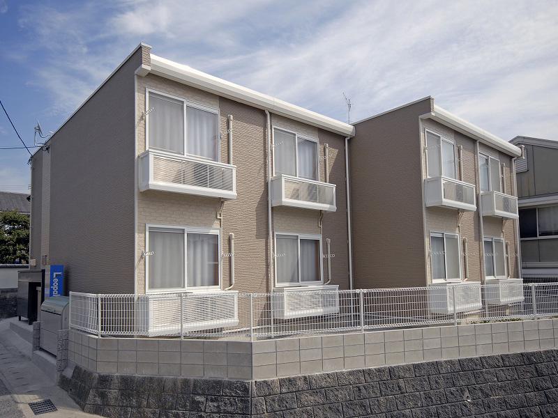 レオパレスYカネミツ 三番館