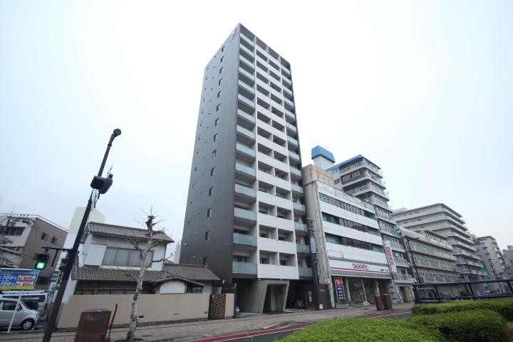 アルファレガロ駅前通