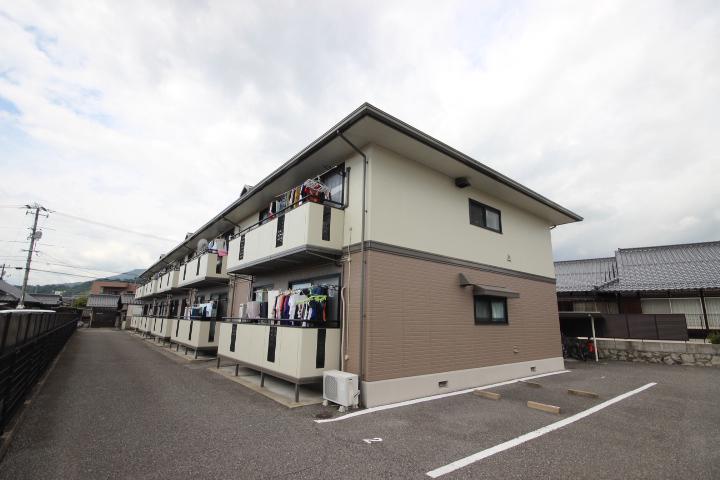 ルミエール倉本