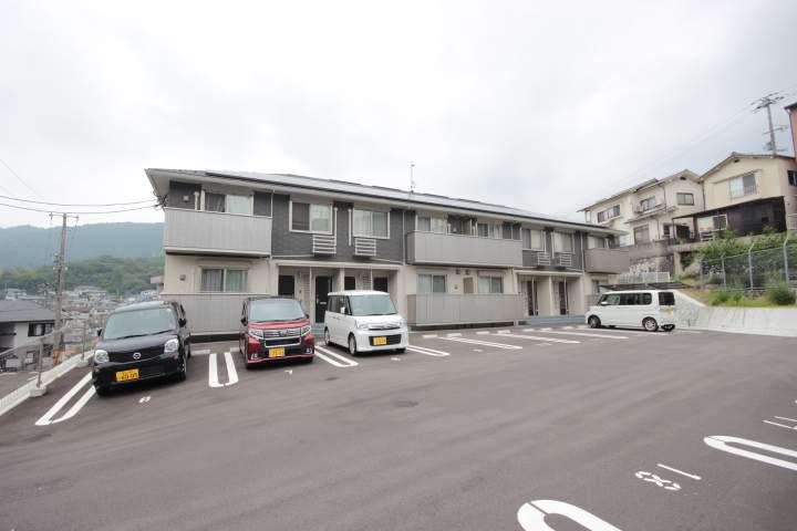 花水木ハイツ B