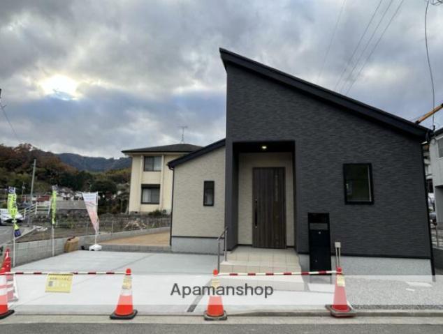 山陽本線 五日市駅 徒歩86分  築1年(4LDK)