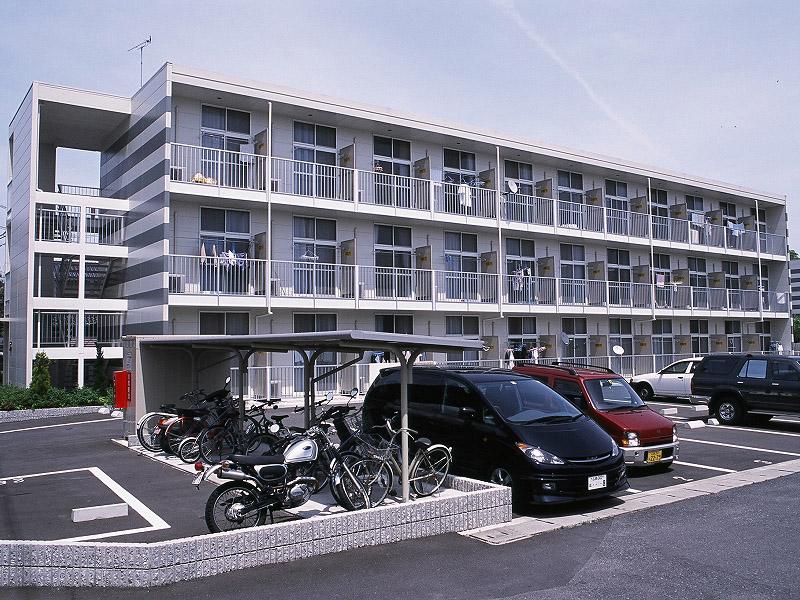 レオパレスFLORAⅡ