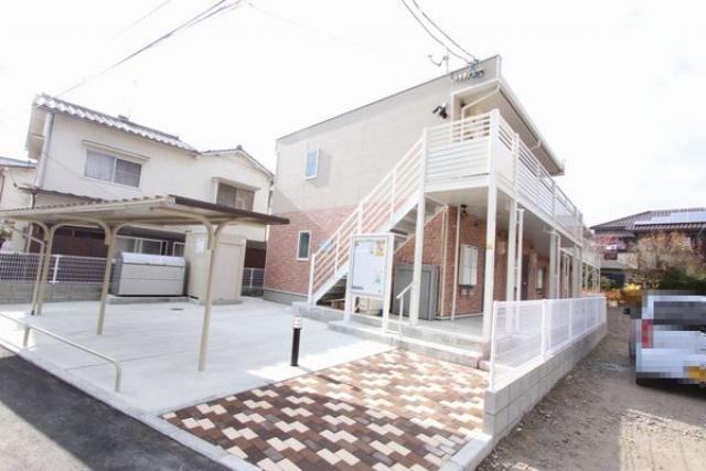 レオネクストサリエール