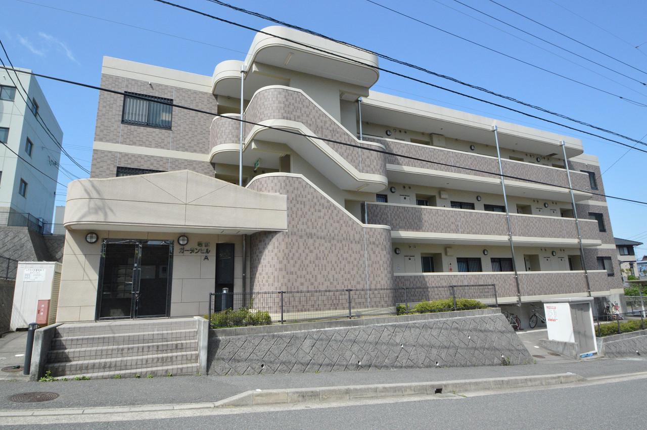 若山ガーデンヒルC棟